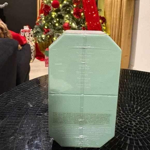 Kayali Yum Pistachio Gelato Eau de Parfum - Green - Picture 2 of 3